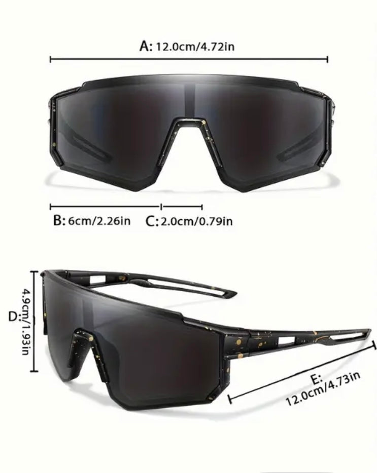Trendy Black, Comfy Fit – Kids’ Sunglasses (Ages 3–8)