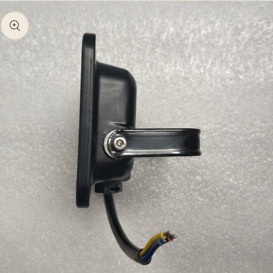 Solar Motion Sensor Light – No Wires, No Fuss!